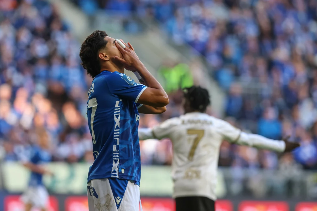 Lech Poznań zaprezentował się bardzo słabo w starciu z mistrzem Gibraltaru