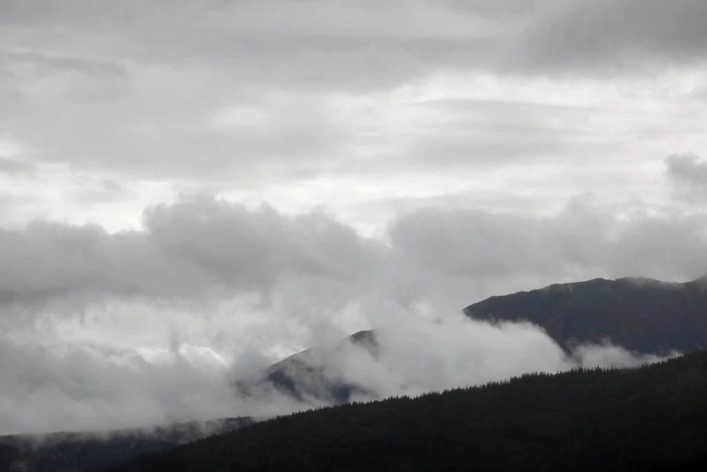 W powiecie tatrzańskim ulewy mogą doprowadzić do lokalnych podtopień. Wydano specjalny alert RCB