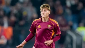 Bolesna porażka Romy, Ziółkowski zdjęty w 30. minucie. Tak reagowali Włosi