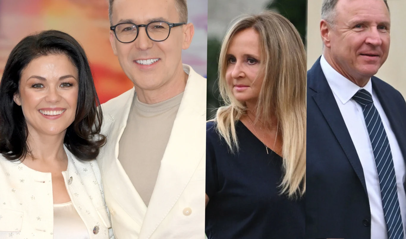 Katarzyna Cichopek, Maciej Kurzajewski oraz Kurscy Cztery osoby stojące w dwóch grupach, uśmiechnięta kobieta z mężczyzną w jasnym garniturze oraz kobieta z długimi blond włosami i mężczyzna w ciemnym garniturze na tle neutralnego otoczenia.