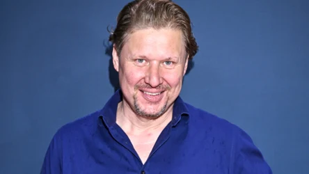 ​Od aktora do producenta i scenografa, czyli niekoniecznie znana twarz Andrzeja Nejmana