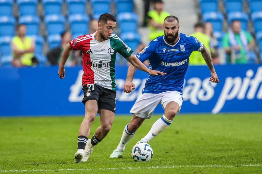 Mecz o Superpuchar Polski pomiędzy Legią Warszawa i Lechem Poznań