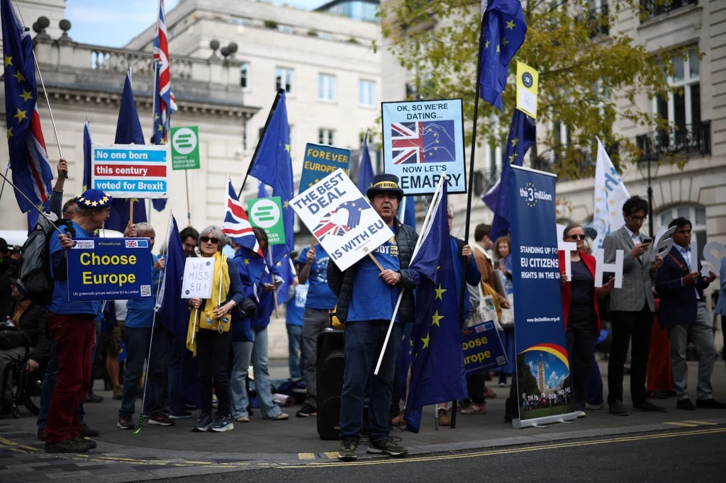Prawie dwie trzecie Brytyjczyków uważa, że brexit był porażką Prawie dwie trzecie Brytyjczyków uważa, że brexit był porażką