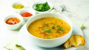 Ta zupa to prawdziwy eliksir młodości. Jedz ją regularnie, a twoja skóra stanie się gładka.