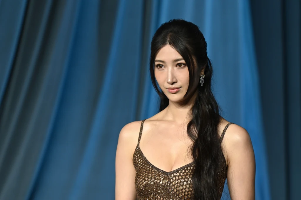 EJAE debiutuje solo EJAE debiutuje solo