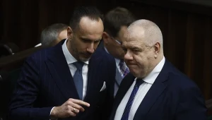 Posłowie PiS Janusz Kowalski i Jacek Sasin to autorzy raportu o nowym systemie podatkowym, opartym na sztucznej inteligencji