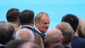 Premier Donald Tusk tuż po przemówieniu na kongresie zjednoczeniowym