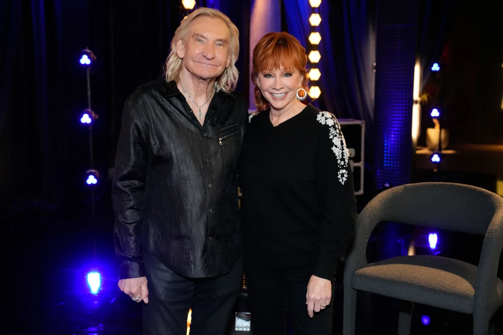 Joe Walsh i Reba McEntire w programie "The Voice" Joe Walsh i Reba McEntire w programie "The Voice"