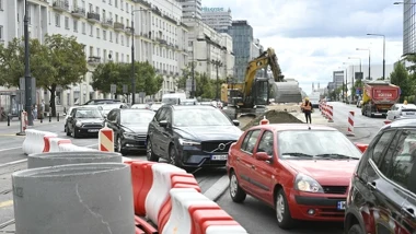 Szersze czy węższe ulice? To pytanie dzieli Polaków mieszkających w różnych miastach