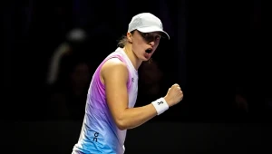 Iga Świątek po pierwszym "starciu" na kortach WTA Finals. Z Amandą Anisimovą