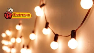 Zrób klimat za mniej niż 10 zł! Biedronka ma hitowe lampki LED