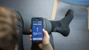 Skarpetki przyszłości. AI i impulsy elektryczne pomogą milionom diabetyków