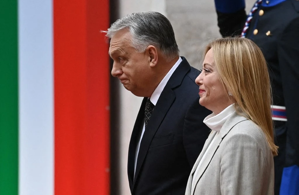 Viktor Orban podczas spotkania z Giorgią Meloni Viktor Orban podczas spotkania z Giorgią Meloni