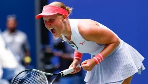 Suzan Lamens w Nowym Jorku cieszyła się z urwania seta Idze Świątek