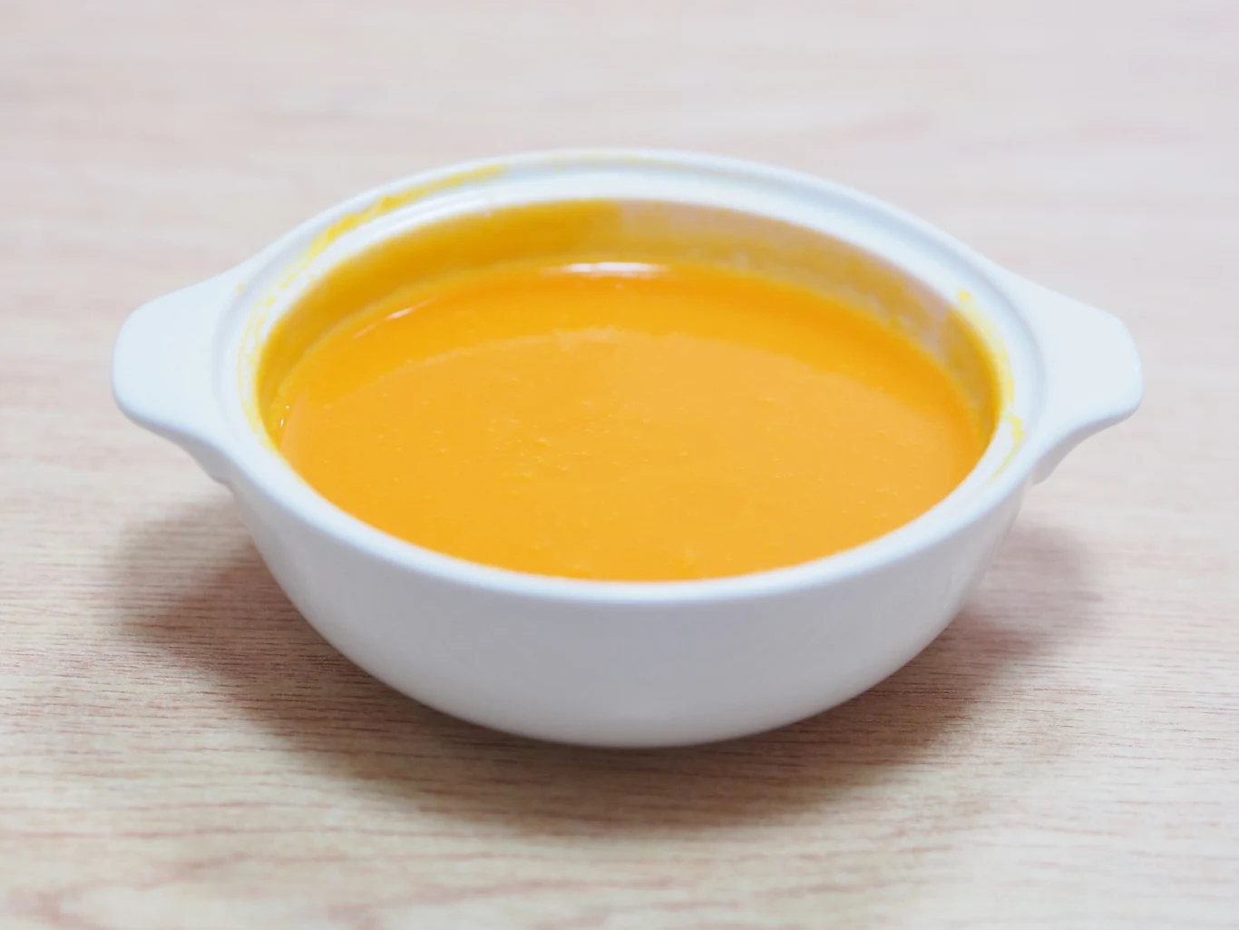 Domowy syrop z marchwi to naturalny sposób na wspieranie odporności i profilaktykę w sezonie przeziębień Domowy syrop z marchwi to naturalny sposób na wspieranie odporności i profilaktykę w sezonie przeziębień