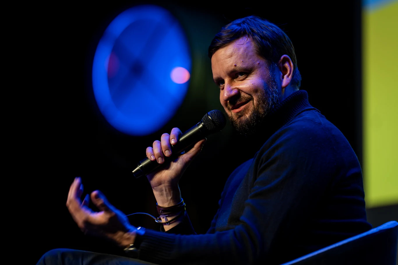 Piotr Domalewski podczas 16. Festiwalu Kamera Akcja Piotr Domalewski podczas 16. Festiwalu Kamera Akcja