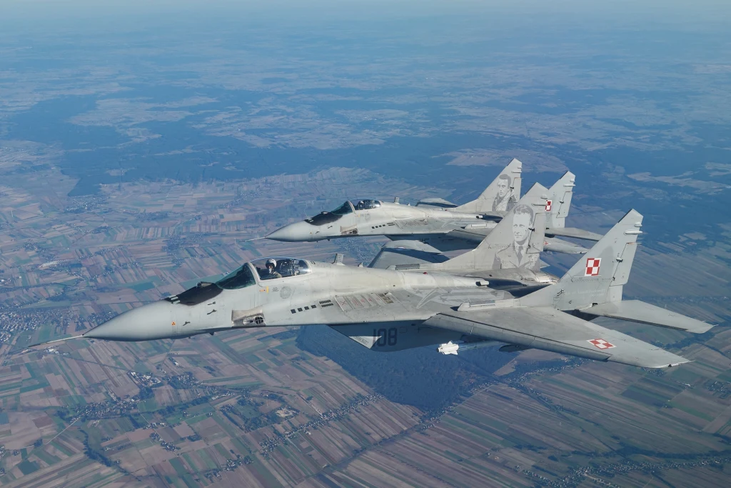 Polskie myśliwce MiG-29 przechwyciły rosyjski samolot szpiegowski nad Bałtykiem. Tłumaczymy jak wyglądają operacje NATO
