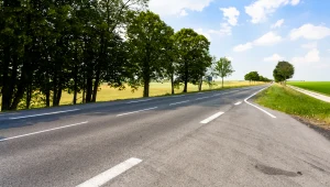 Najstarsza utwardzona droga wybudowana w Polsce. Ma ponad 200 lat