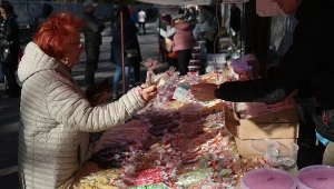 Ten przysmak kupują przy cmentarzach na potęgę. Zrobisz go samodzielnie