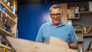 Zrób drewniany statek zabawkę, tak jak Darek Stolarz.