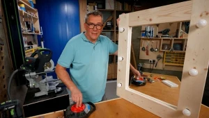 Darek Stolarz pokazał, jak zrobić lustro z oświetleniem.