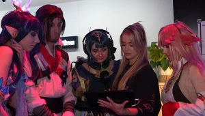 Kinga Kujawska pokazuje zwiastun filmu Dziki grupie fanów gier wideo podczas PGA