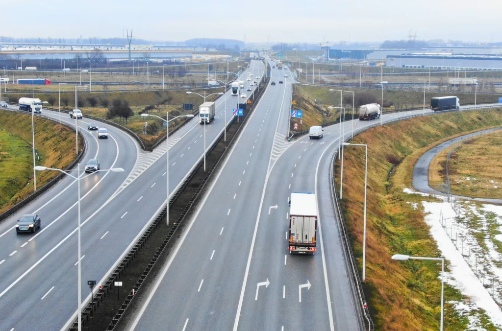 Wschodnia Obwodnica Wrocławia. Ostatni odcinek już w budowie. Wschodnia Obwodnica Wrocławia. Ostatni odcinek już w budowie.