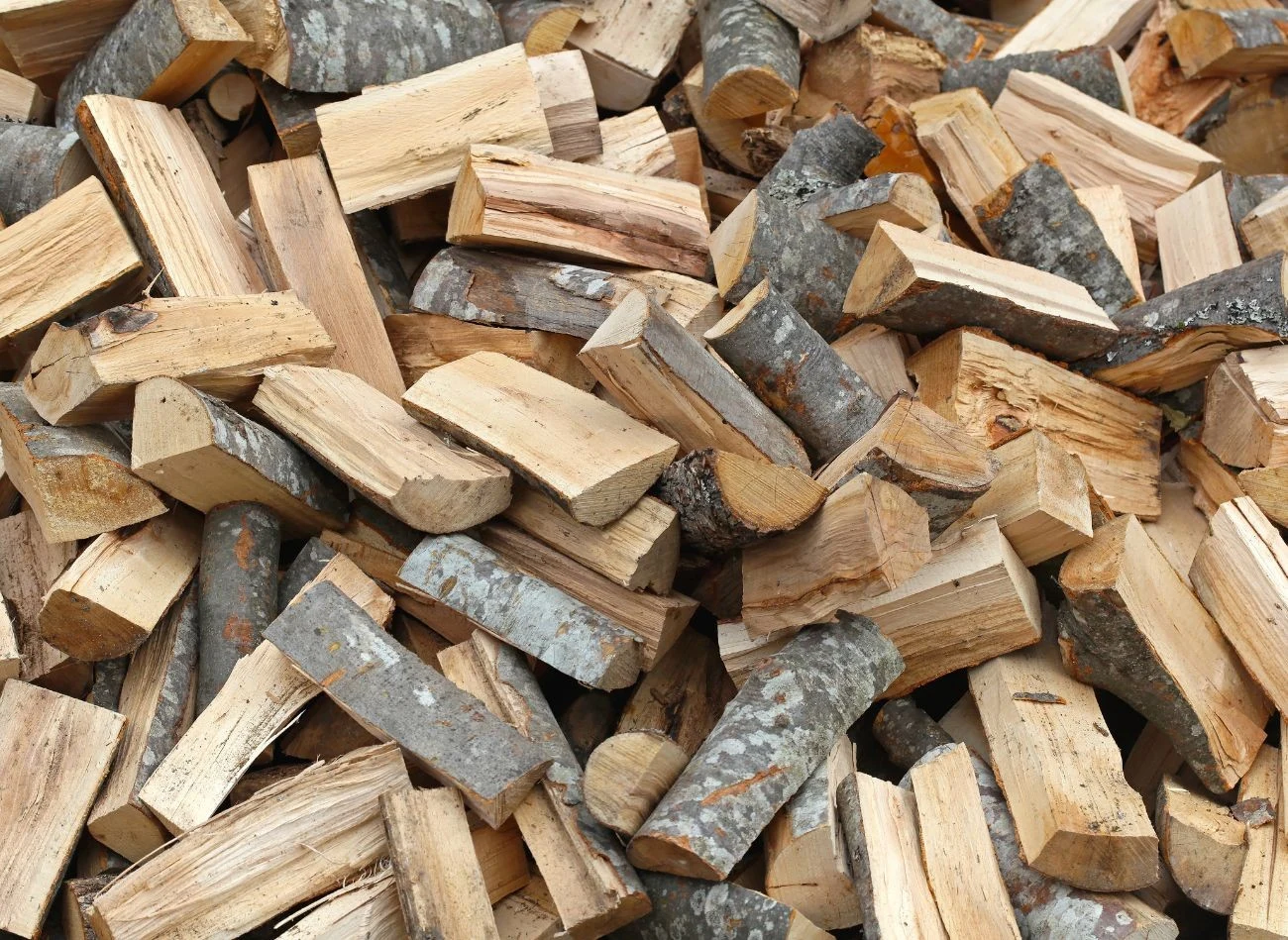 W trakcie wyboru drewna warto posłużyć się elektronicznym wilgotnościomierzem