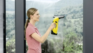 Jeśli skończył nam się płyn, możemy wykorzystać domowe patenty – użyć możemy roztworu wody z octem