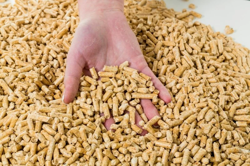 Pellet jest wrażliwy na wilgoć, która może doprowadzić do rozpadania się granulek