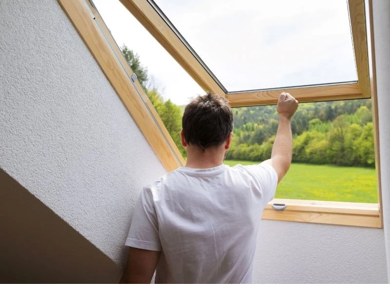 Otwieranie okien ma duże znaczenie o każdej porze roku