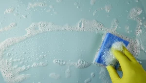 Pasta do zębów ma różne właściwości, dlatego można ją wykorzystać nie tylko do codziennego mycia zębów.