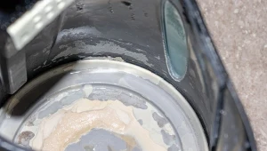 Podczas użytkowania czajnika gromadzą się w nim rozmaite osady. Co zrobić, żeby kamień nie gromadził się w czajniku? Znalazłam metodę, która działa i z powodzeniem zastępuje ocet.