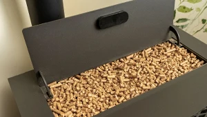 Sprawdzamy, ile kosztuje piec na pellet oraz od czego zależy jego cena.