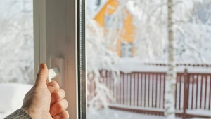 Jak wietrzyć dom w zimie, by nie tracić ciepła?