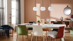 Jak dobrze oświetlić stół w jadalni i dlaczego to ważne?