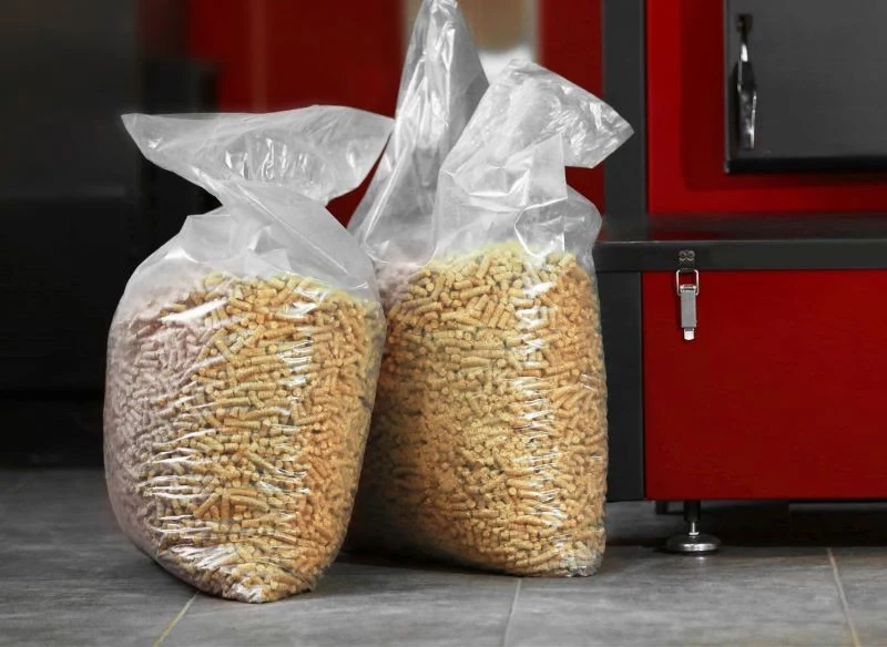 Niezależnie od tego, czy kupujesz pellet o dłuższym, czy krótszym granulacie, zwróć uwagę, aby kawałki były równe i w identycznym kształcie