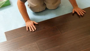 Panele laminowane czy winylowe? Charakterystyka, wady i zalety