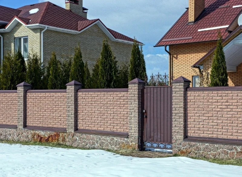 Zgodnie z nowelizacją ustawy o podatkach i opłatach lokalnych, ogrodzenia zostały uznane za budowle