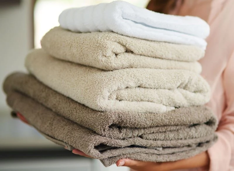 Stan włókien po dodaniu do pralki domowego płynu do płukania miło cię zaskoczy