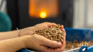 Co wybrać – piec czy kominek na pellet?