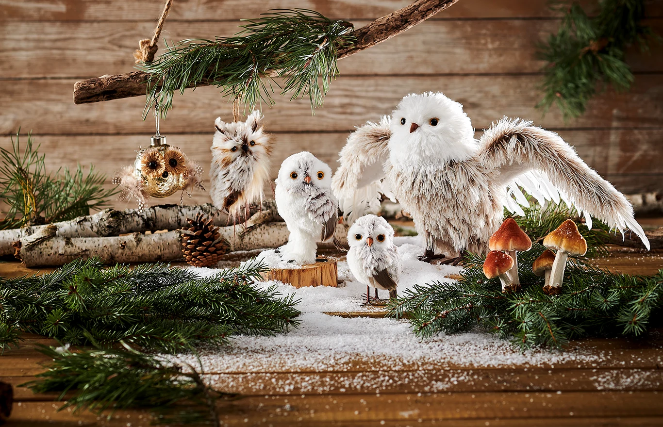 Pokryte piórkami sowy to bezpretensjonalne ozdoby, które sprawią, że poczujemy się jak w zimowym lesie