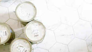 Czym jest farba do kafelek?