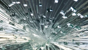 Czym sklieć szkło?