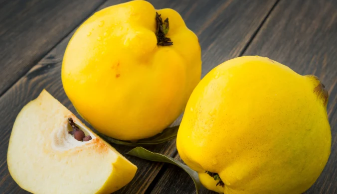 ​"Złote jabłka" vel "polskie cytryny". O pigwie (i recepturze z nią w roli głównej)