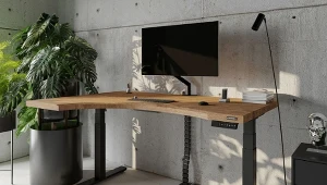 Dlaczego warto pracować na stojąco?