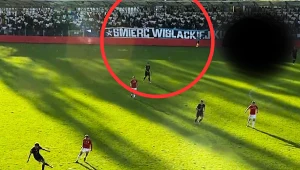 Skandal w derbach Krakowa. To dlatego nie przerwano meczu. PZPN komentuje