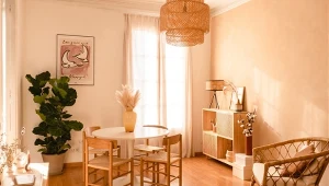 Minimalizm i jasna paleta kolorów to główne wyróżniki stylu skandynawskiego.