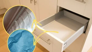 Białe firanki nie będą szarzeć, jeśli są przechowywane w odpowiedni sposób.