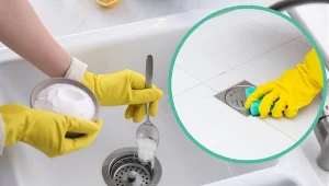 Zanim sięgniesz po żrące środki chemiczne, sprawdź, jak udrożnić zatkany odpływ domowymi sposobami.